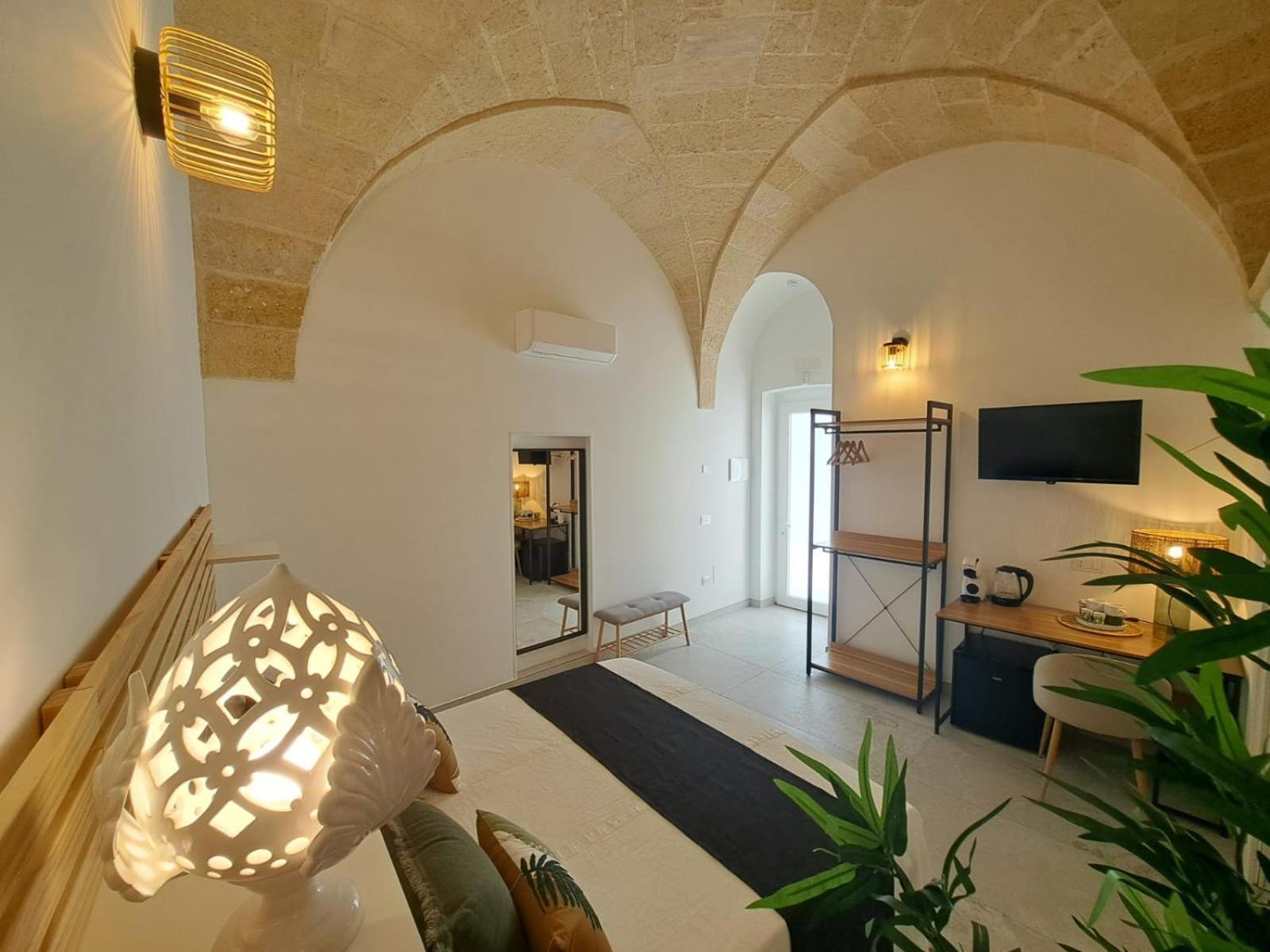 Mae Apulian Rooms Grottaglie Eksteriør billede