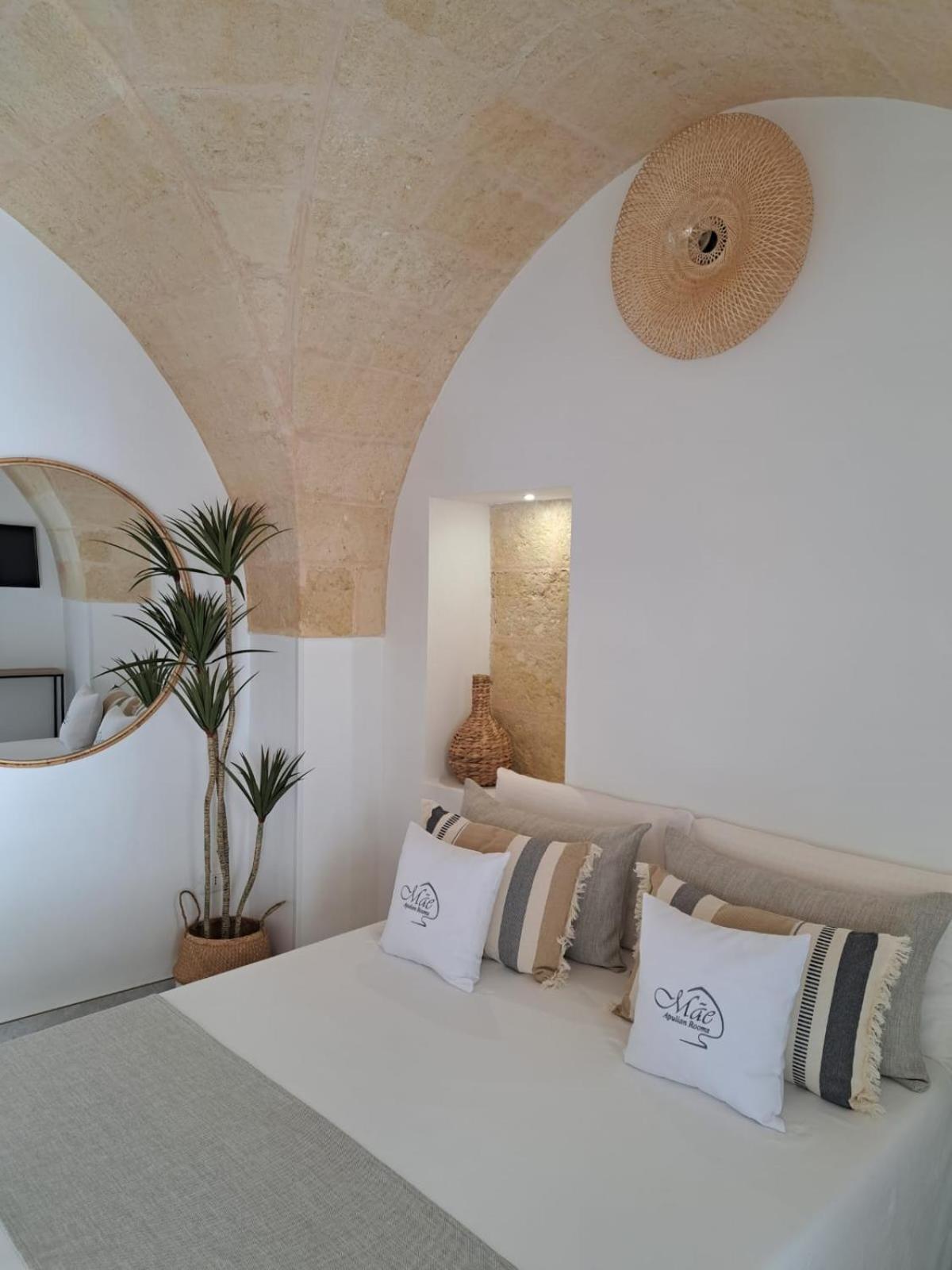 Mae Apulian Rooms Grottaglie Eksteriør billede
