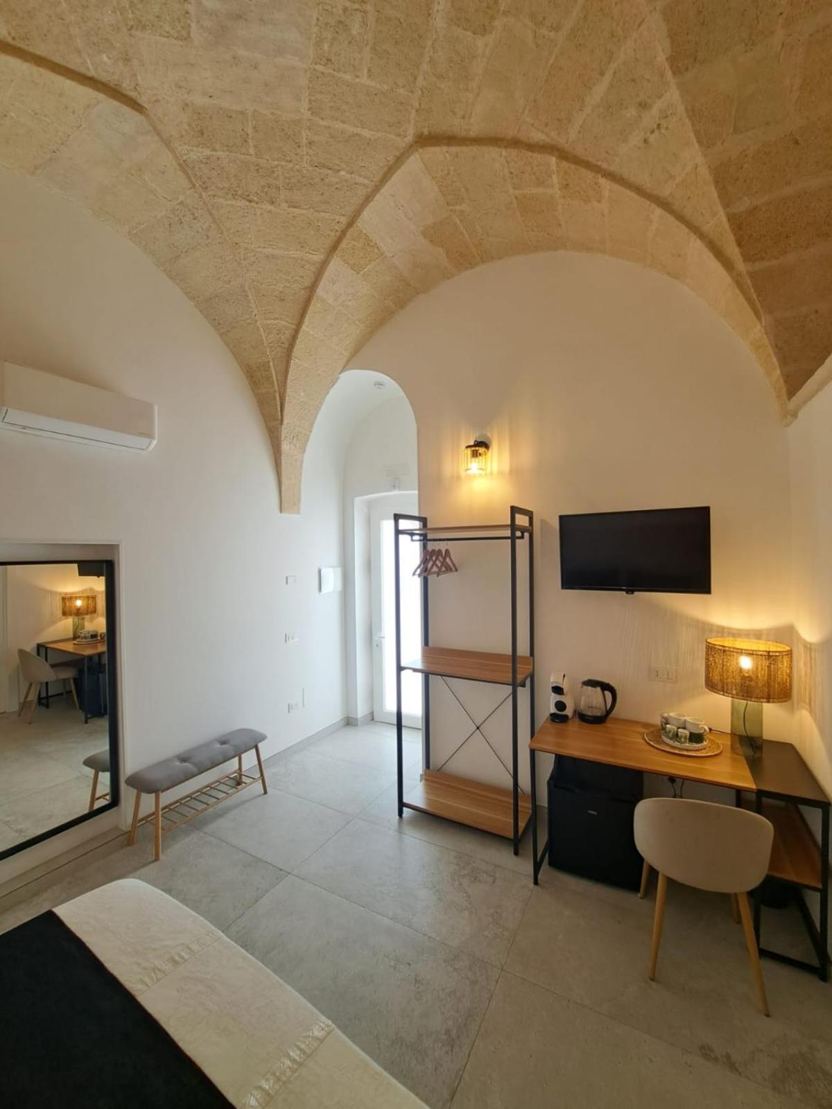Mae Apulian Rooms Grottaglie Eksteriør billede